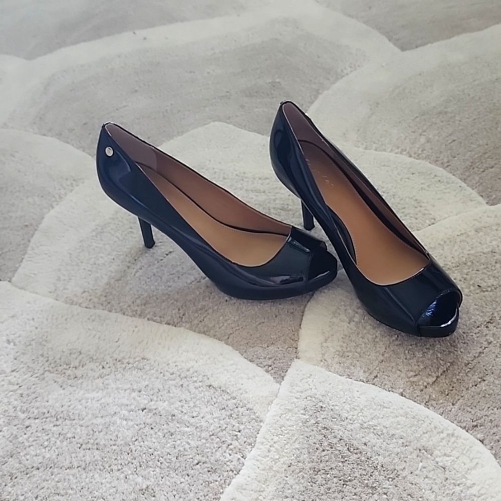 Calvin Klein black shiny peep toe heels size 7.5